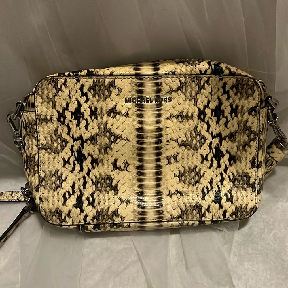 Michael Kors Crossbody